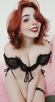 Defiantpanda or Defiantcora porn onlyfans nude leaks15.jpeg